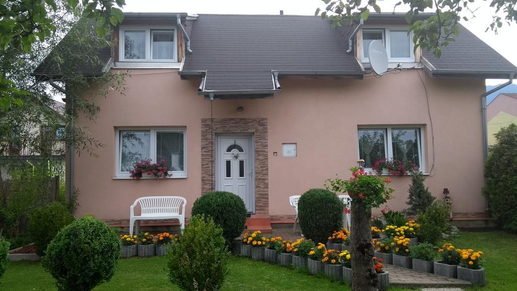 Rekreacny Dom Apartamento Strecno Exterior foto